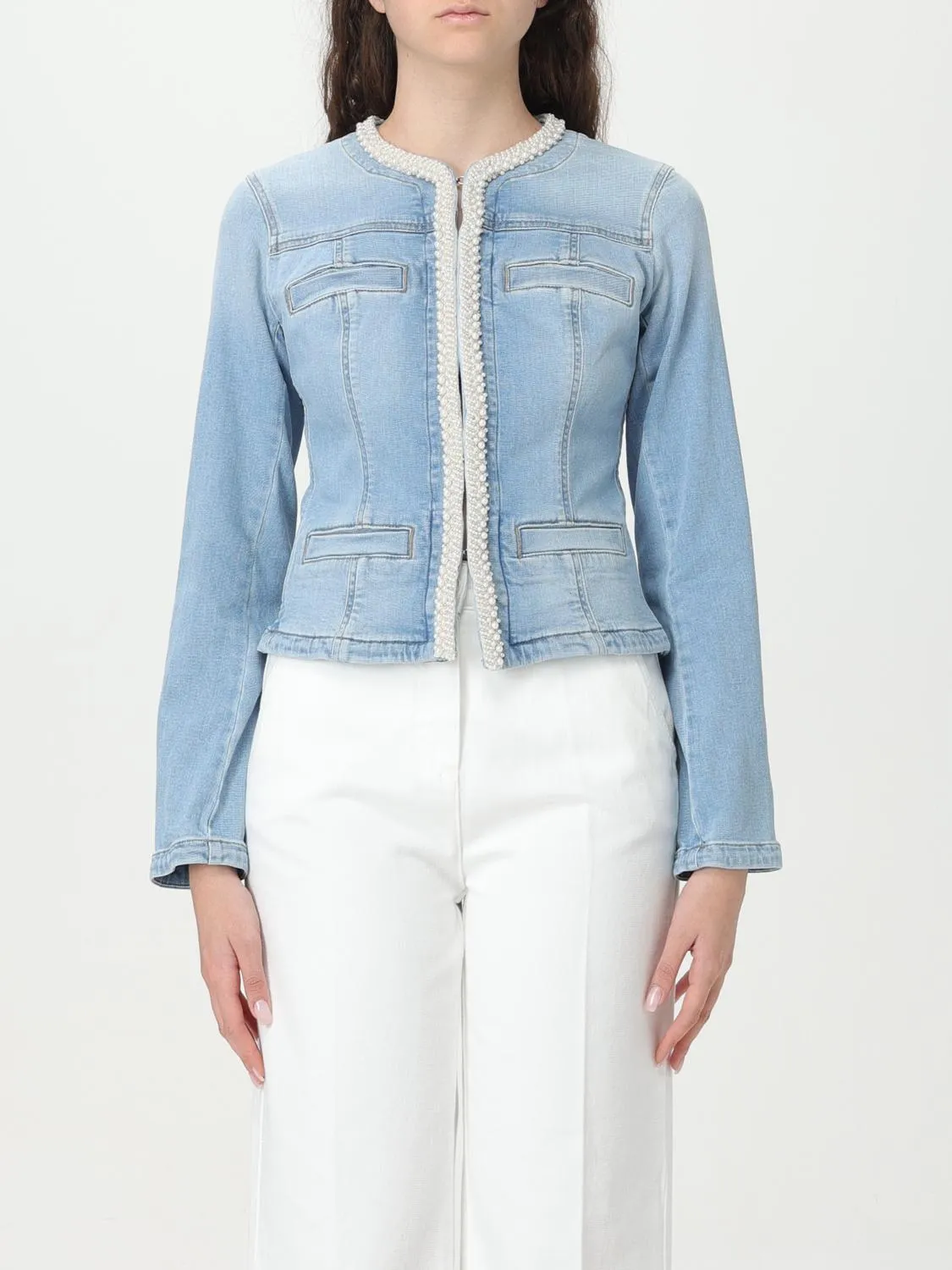 Americana mujer Liu Jo