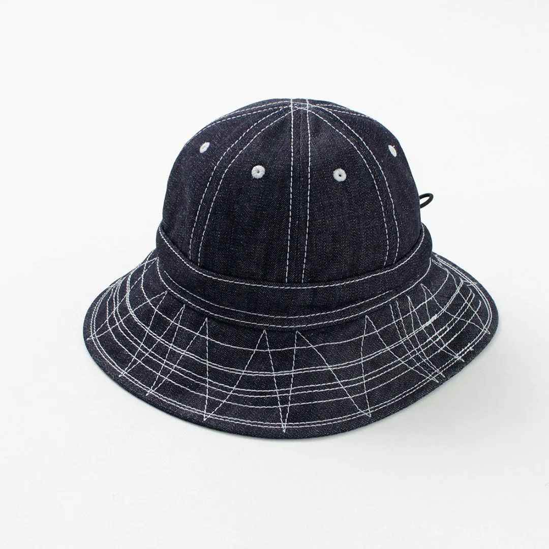 Blue Books CO. / Sombrero militar al azar