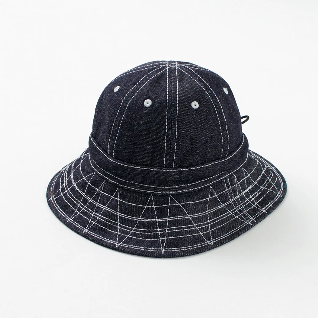 Blue Books CO. / Sombrero militar al azar