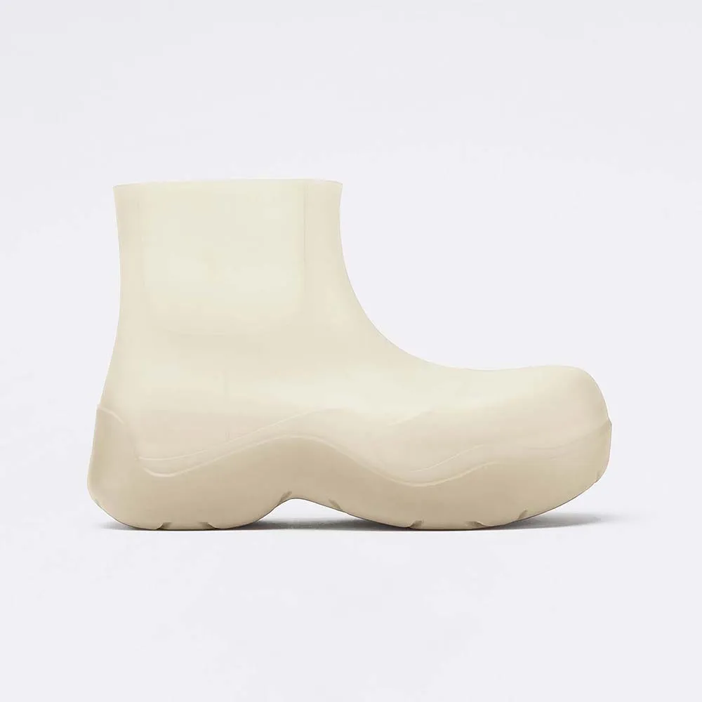 BOTTEGA VENETA BOTíN PUDDLE UNISEXBLANCO