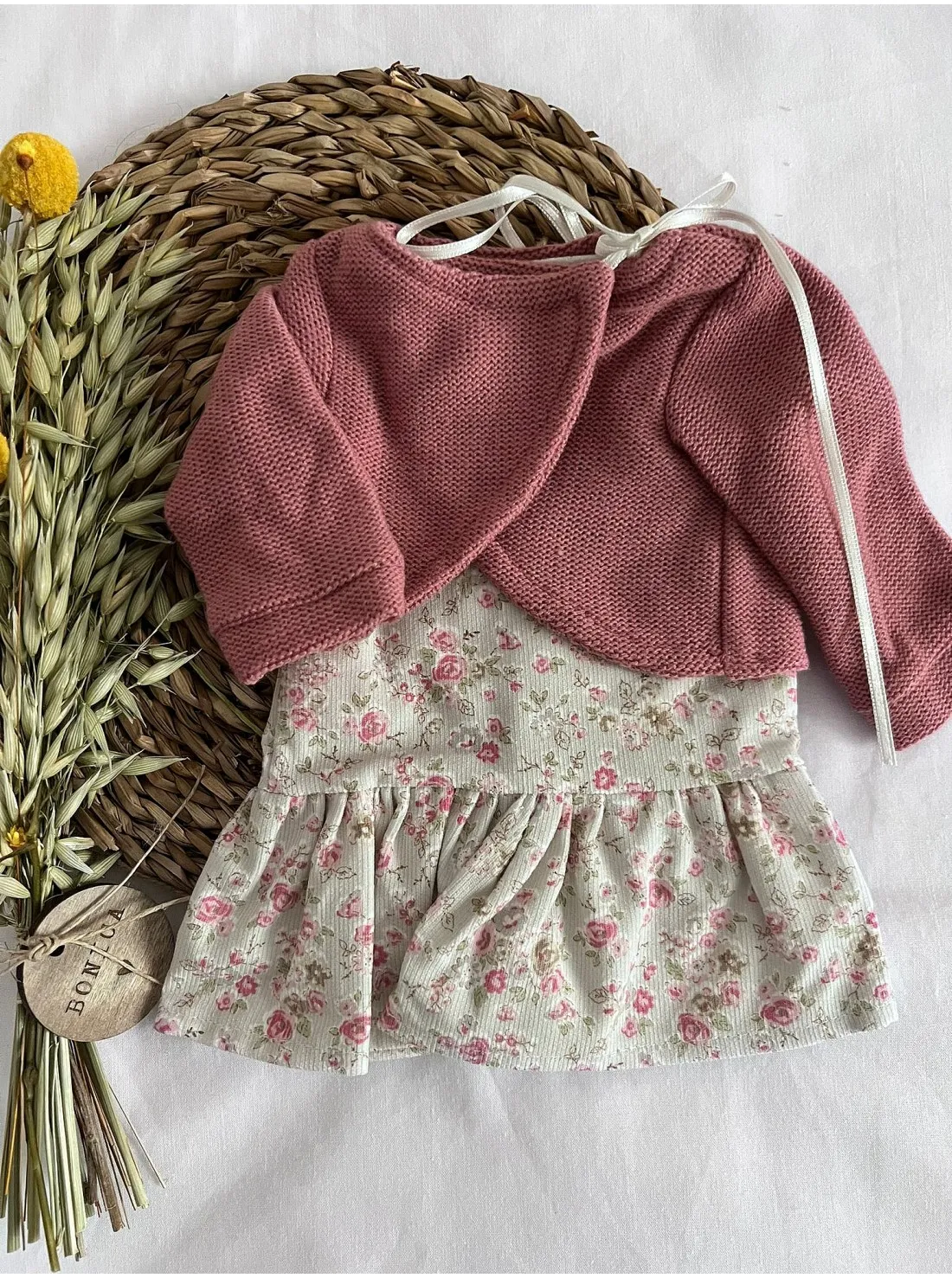 CONJUNTO PARA BELLA  MUÑECAS ANTONIO JUAN.