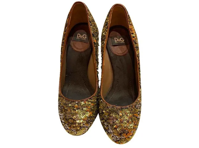 D&G Tacones Dorado 