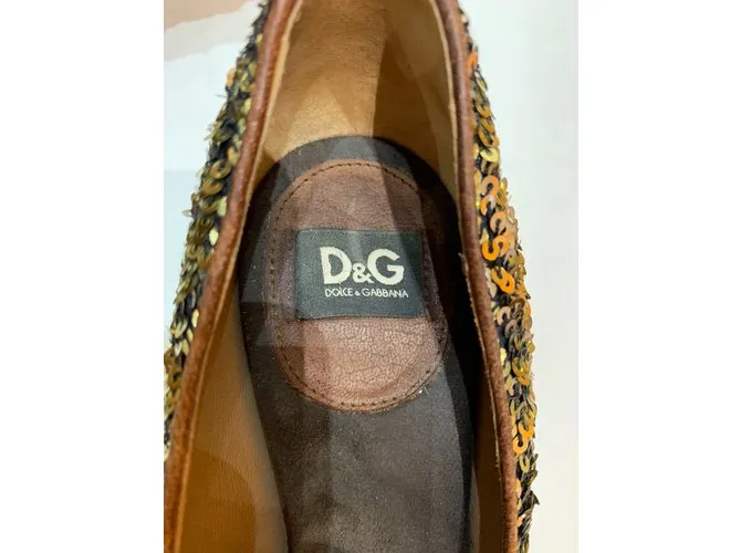 D&G Tacones Dorado 