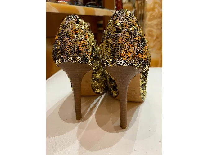 D&G Tacones Dorado 