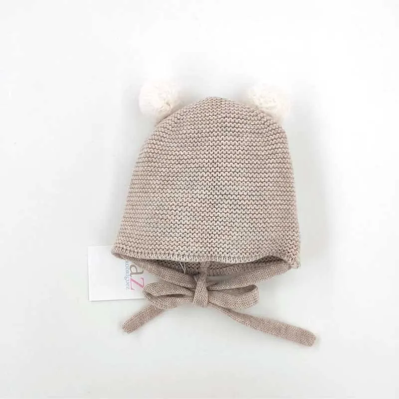 Gorro bebé angora con pompones Paz Rodriguez