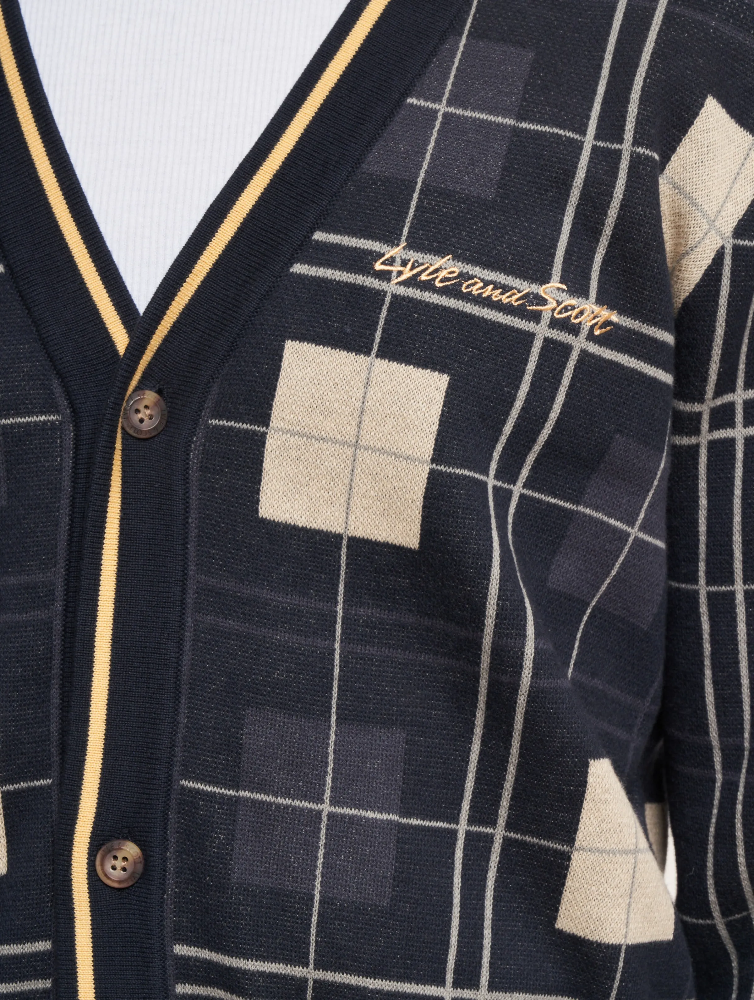 Lyle & Scott Grid