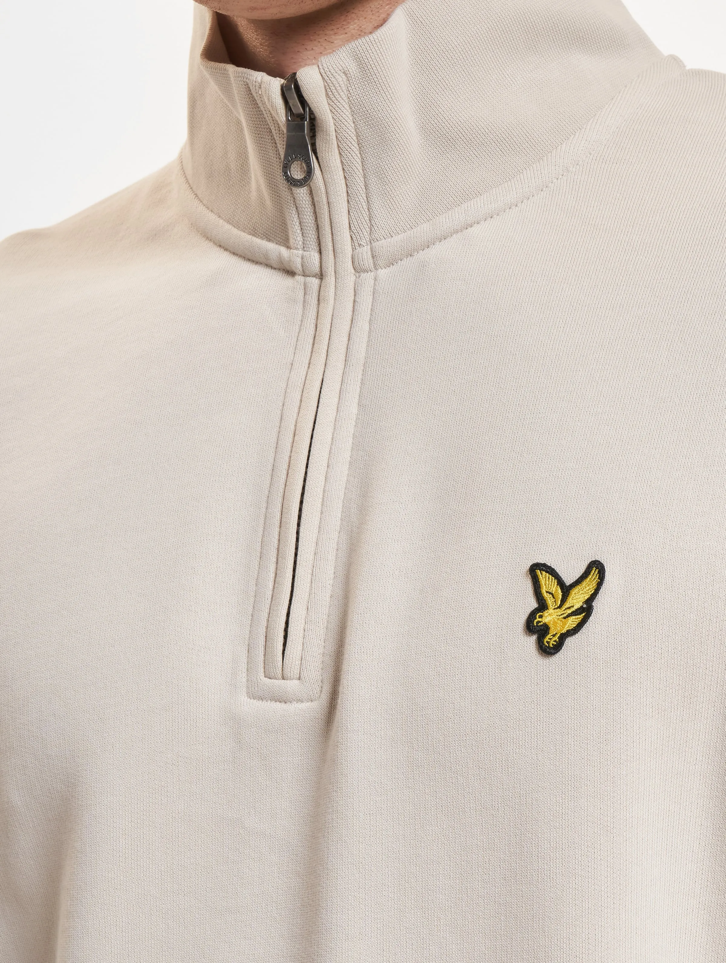 Lyle & Scott Loopback Quarter