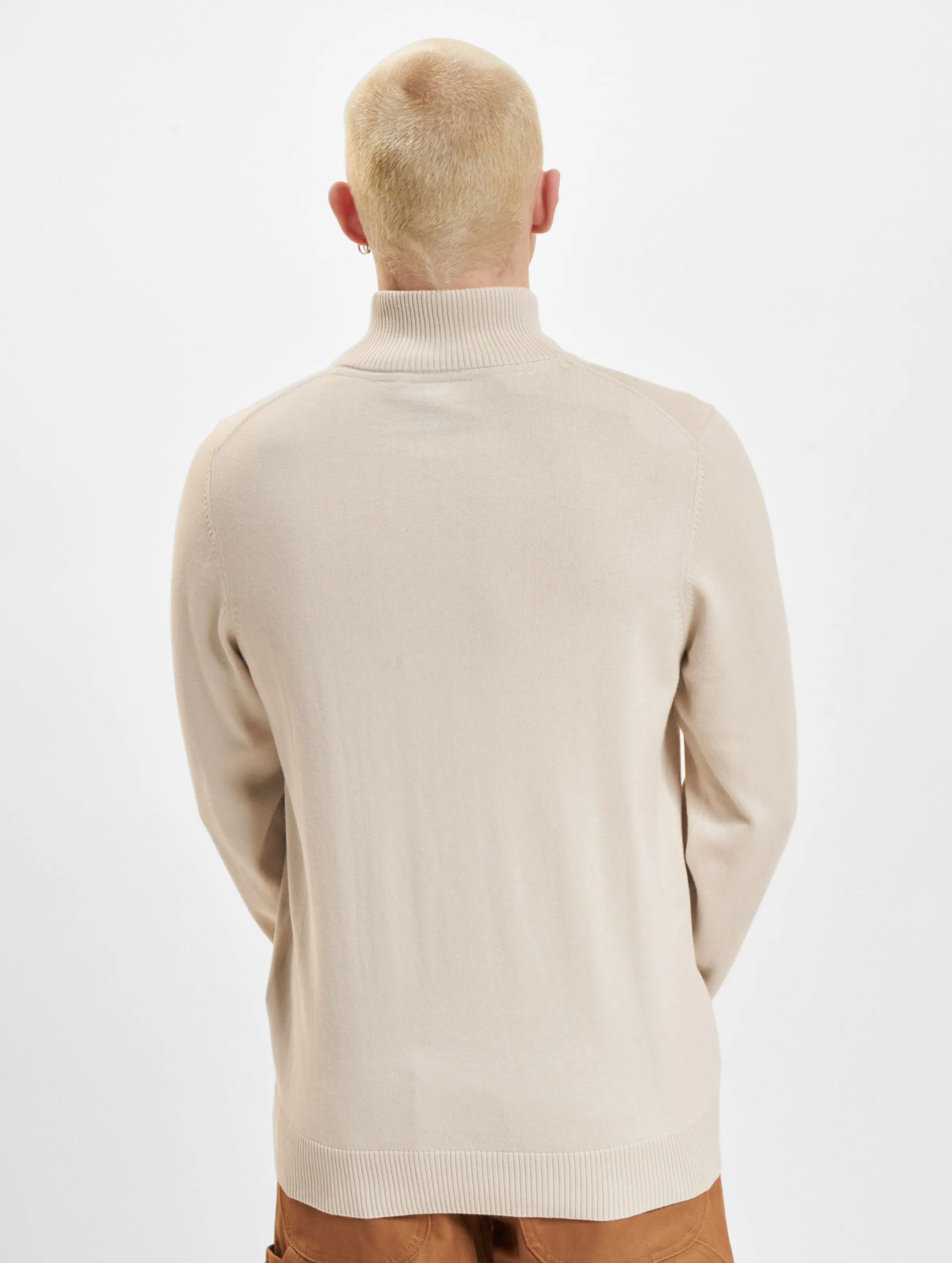 Lyle & Scott Quarter