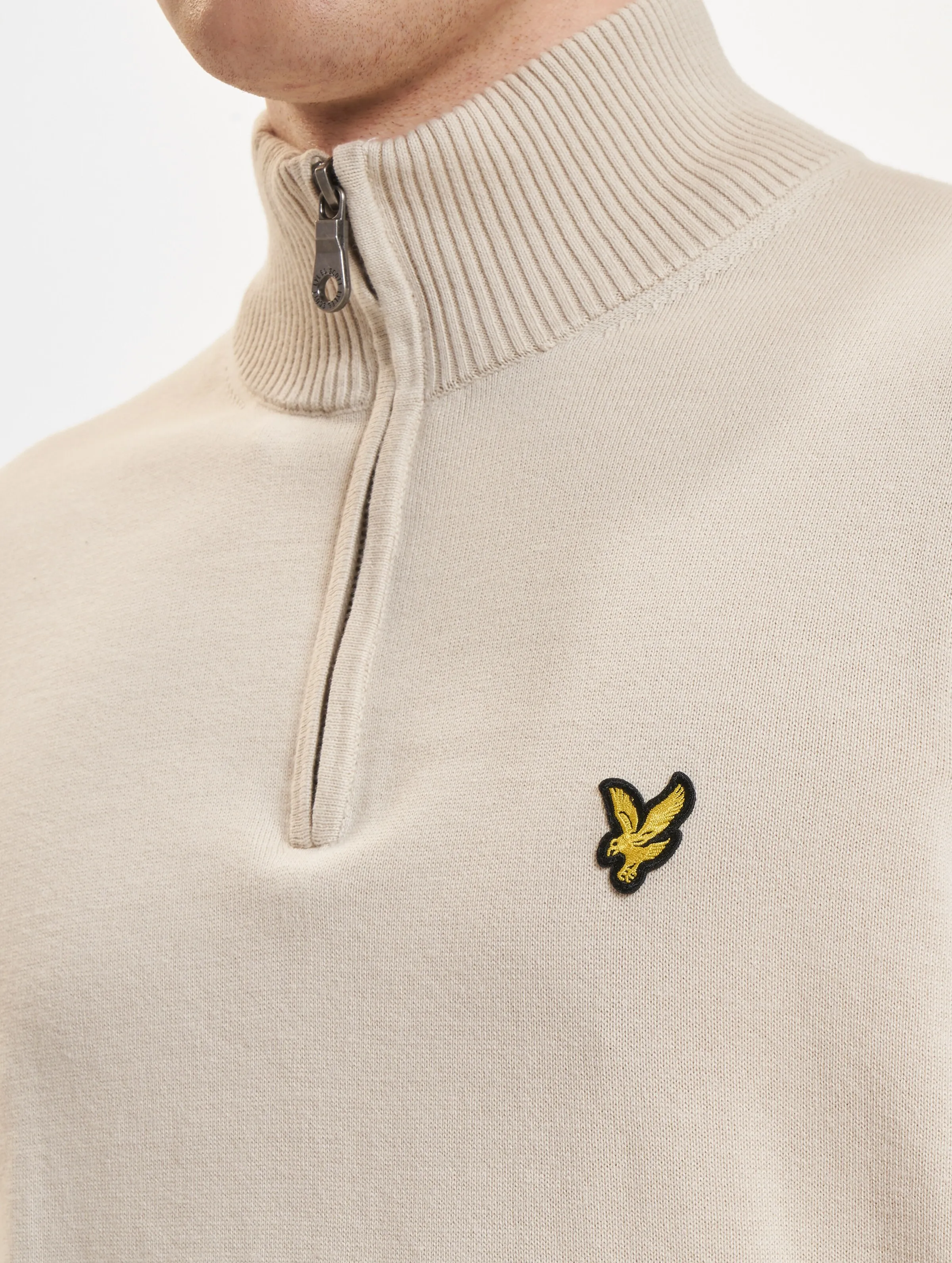 Lyle & Scott Quarter