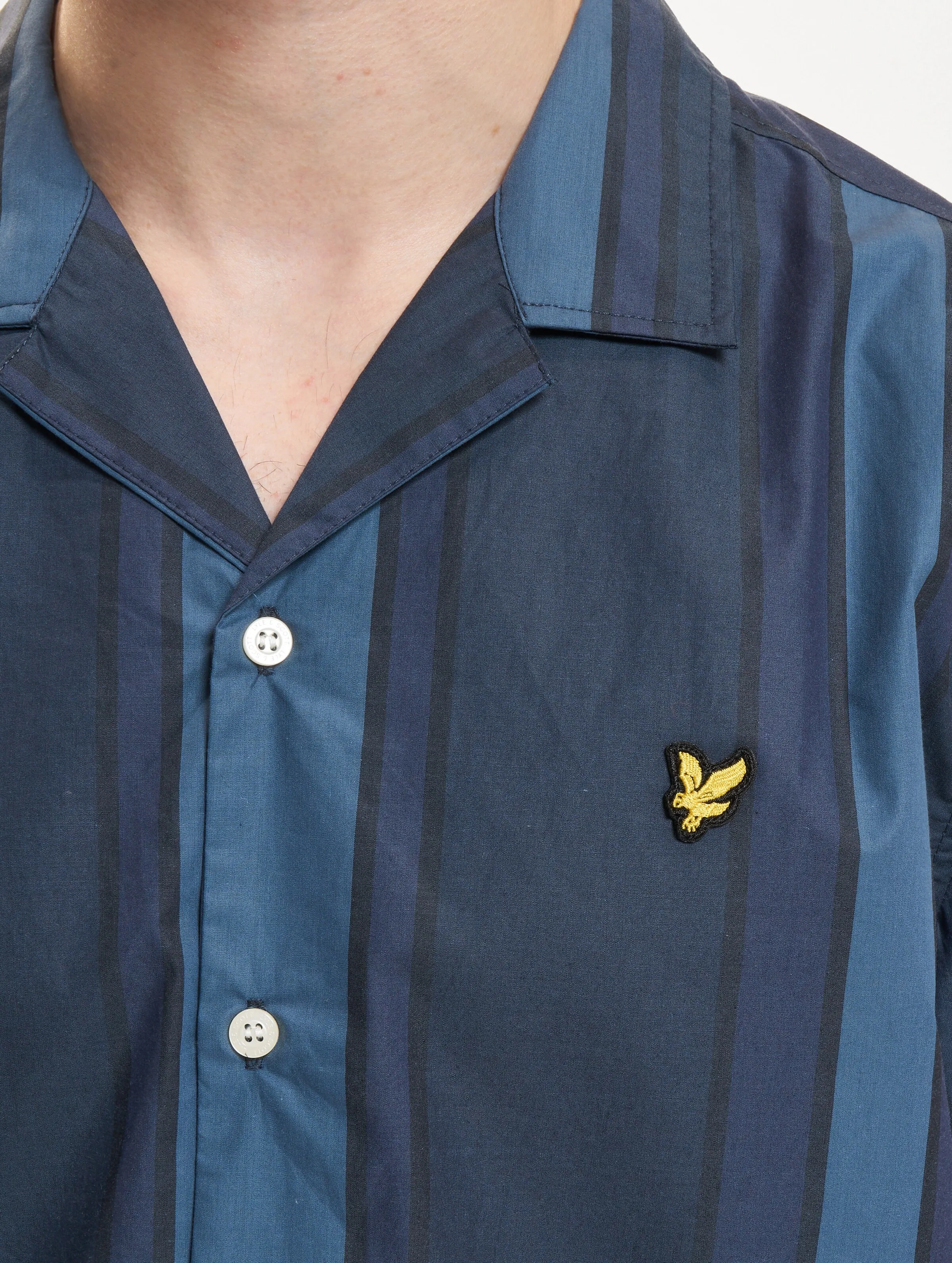 Lyle & Scott Vertical Stripe Resort