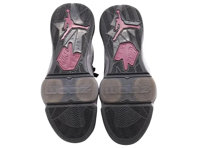 NIKE JORDAN X PARíS SAINTGERMAIN ZOOM '92 BURDEOS EN NEUTRO NEGRO Y GRIS SINTéTICO 