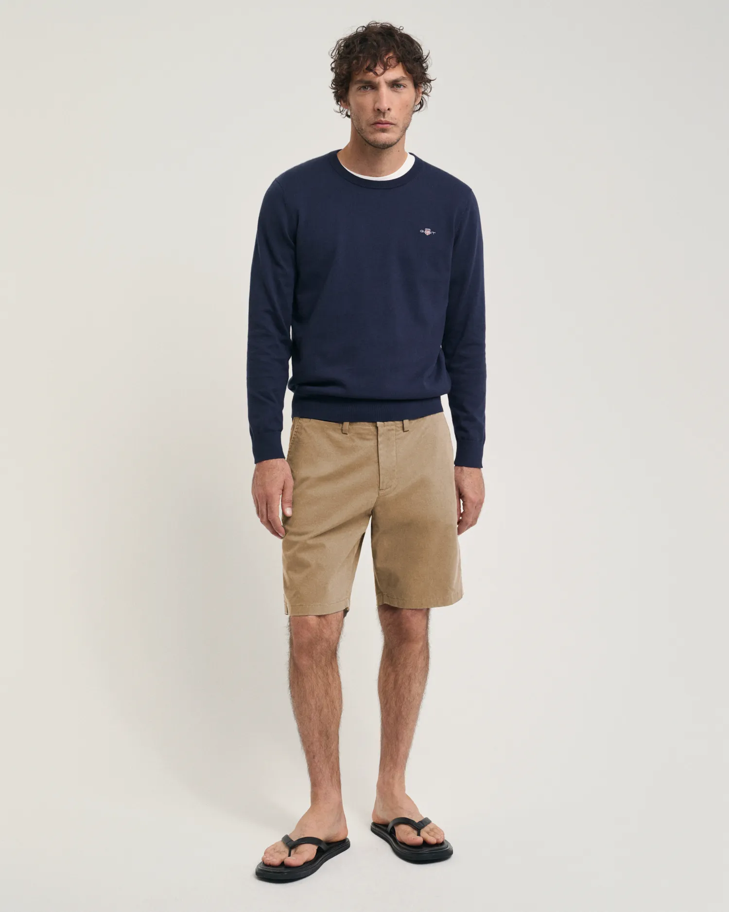 Pantalones chinos cortos Seasonal Essential Regular Fit Archive Shield
