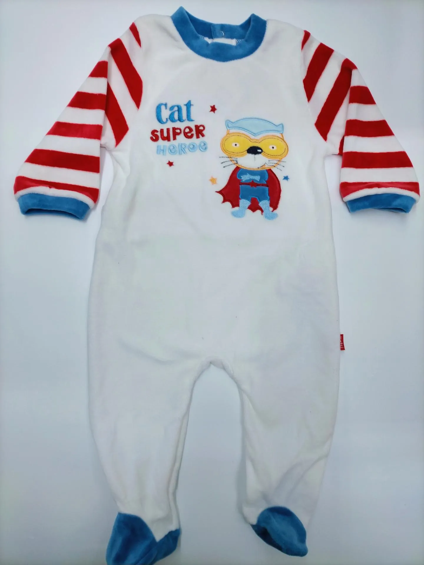 Pijama bebé Cat Superheroe de Yatsi.
