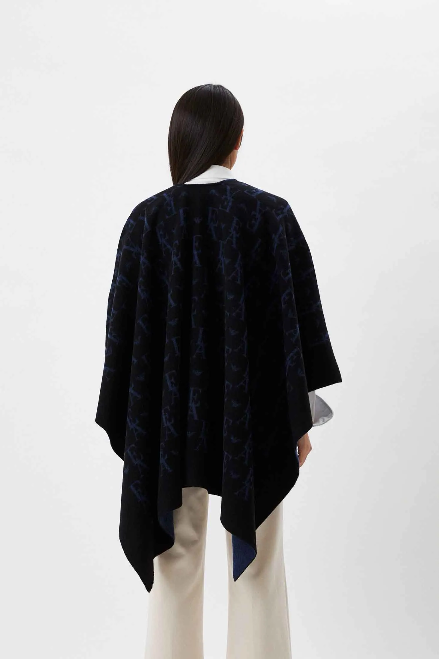 Poncho para mujer de Emporio Armani – 6356152F440