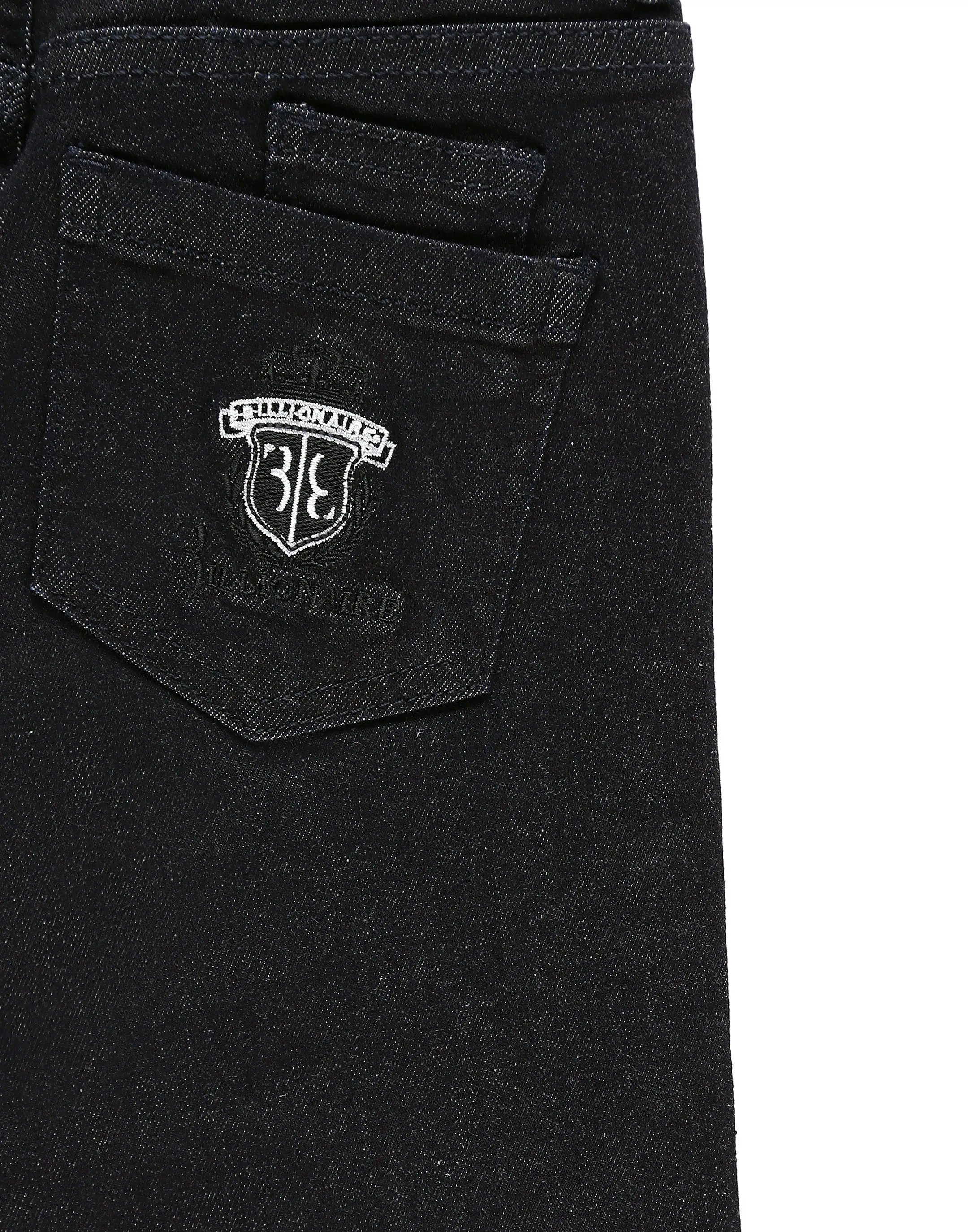REGULAR FIT CREST