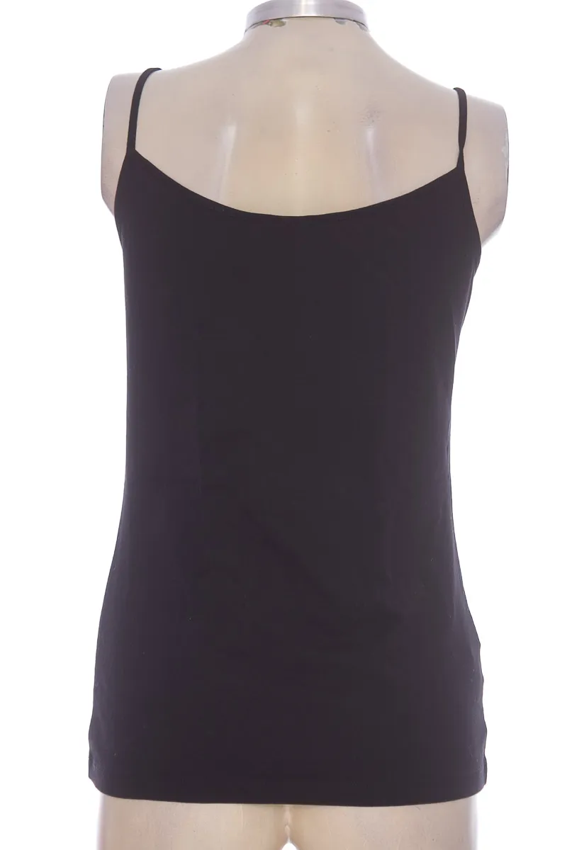 TOP / CAMISETA COLOR NEGRO  SAKS FIFTH AVENUE