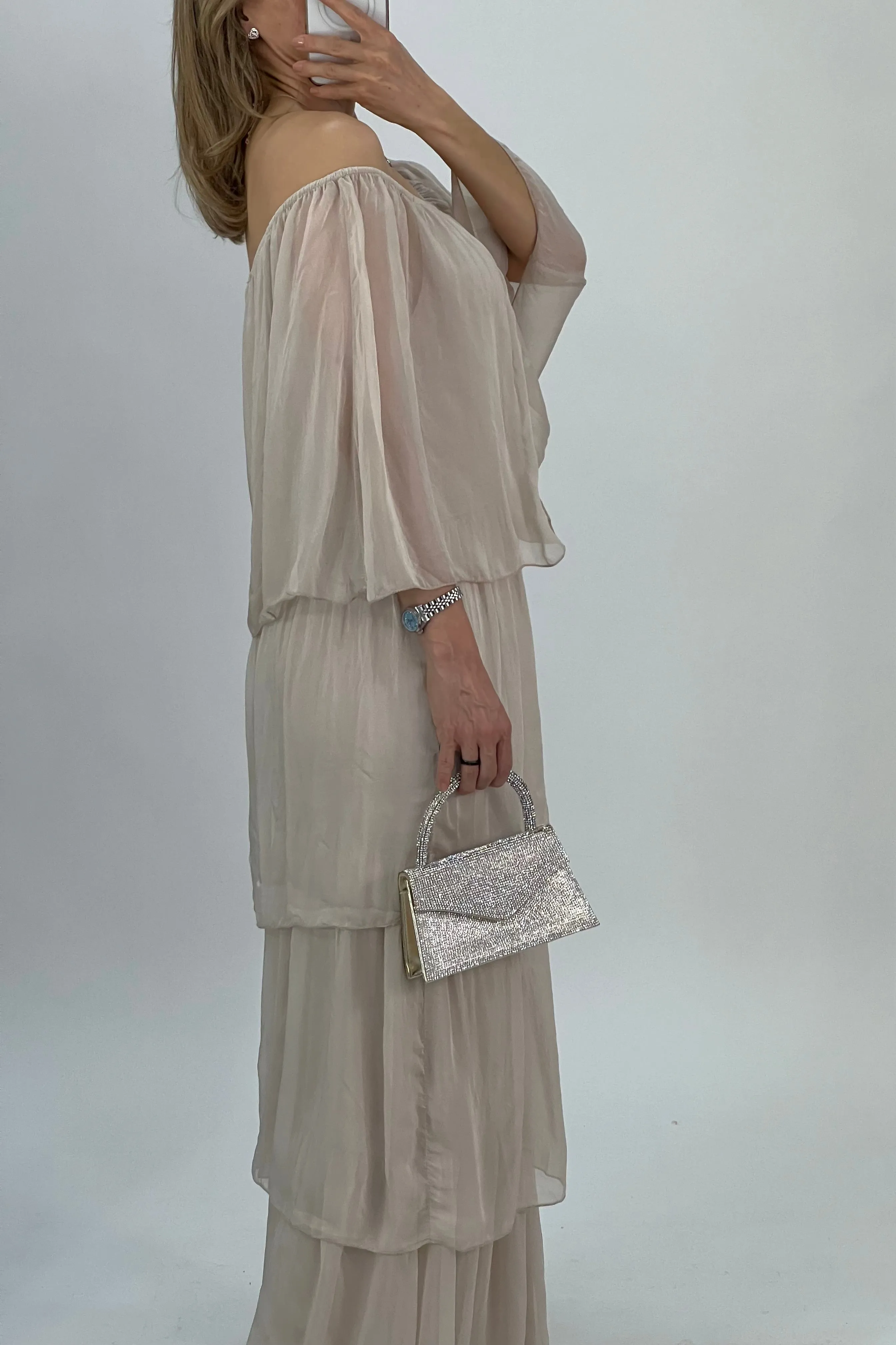 VESTIDO CAPAS SEDA